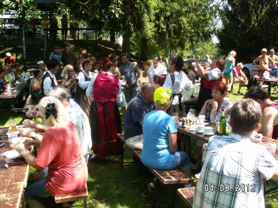 publika in skupina Stari časi