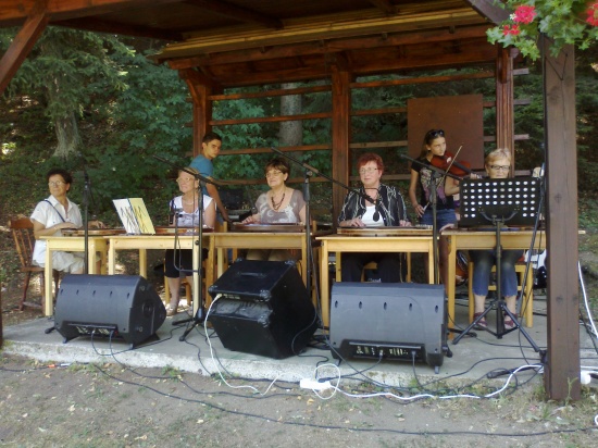 Pavla Pavlin, Vida Pirečnik, Boža Bauer, Naomi Noč, Mili Pančur