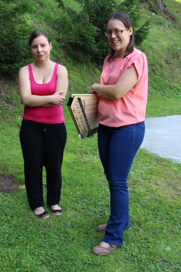 Janja Brlec, Urška Praprotnik Zupan