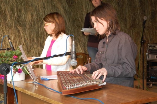 Suzana Poljanec in Kaja Carli